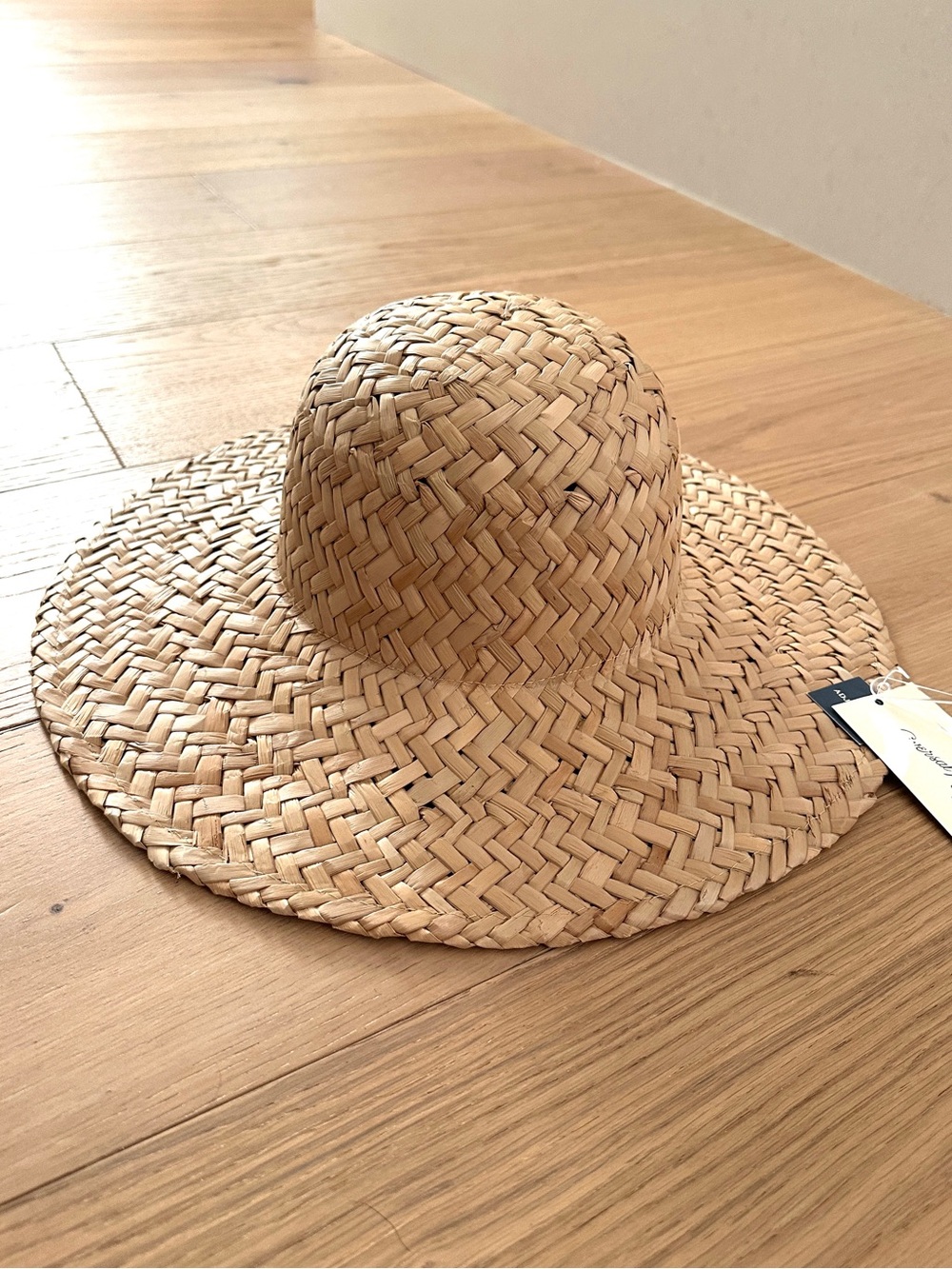 NWT Universal Threads Woven Straw Sun Hat - Natural